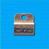 Clip de fixation pour protecteurs ST22 - Dimensions 13,4x15x4 mm - Diamètre trou de fixation 3,6mm